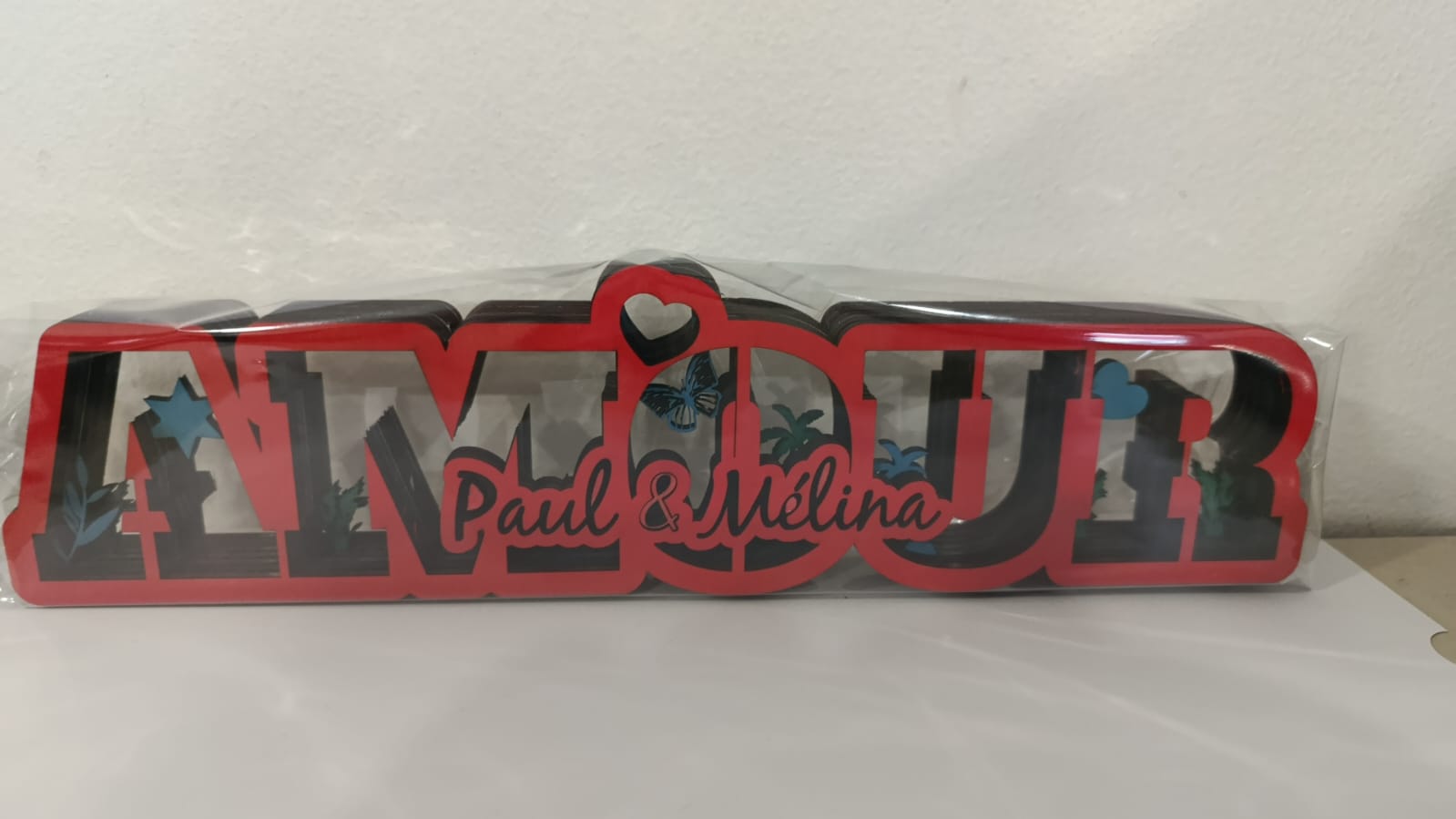 ❤️ Décoration AMOUR personnalisée – avec prénoms au choix - Elograv'art