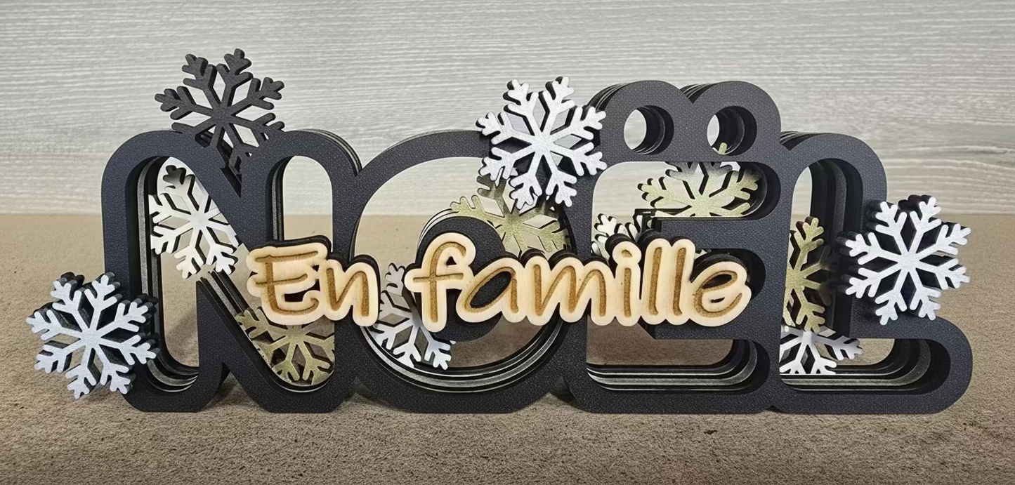 Décoration de Noël "En Famille" – Bois découpé et gravé au laser